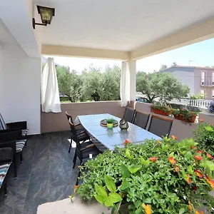 https://apartment-jakov-bibinje.hotelinzadar.com